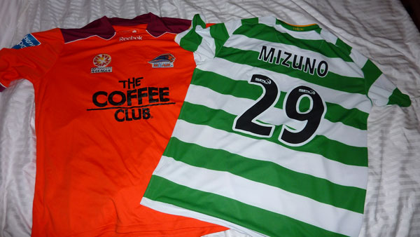 Brisbane Roar and Celtic 2009/10 strips